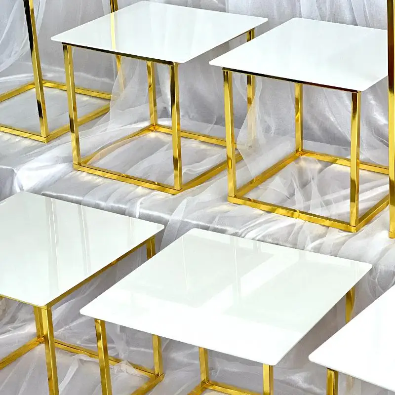 12-20 PCS Luxury Gold Frame Wh - Display Risers Set recension och pris